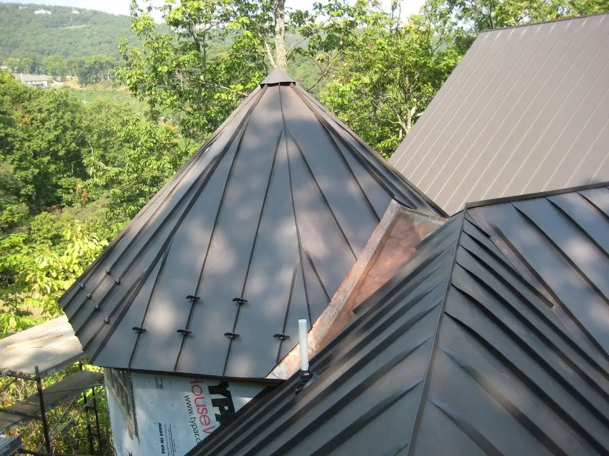 Professional Roof Tarp Installation by Craftsman Roofing in Padgett Island